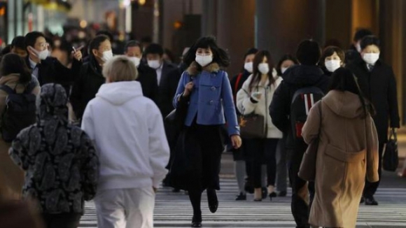 2 Covid 19 Buc Tranh Doi Lap Giua Nhat Va Chau Au