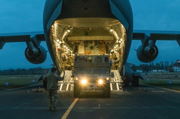 1 Can Canh Quan My Do Bo Chau Au Giua Cang Thang Nga Ukraina