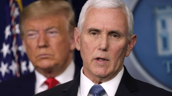 1 Vi Sao Ong Pence Bat Ngo Phan Bac Ong Trump