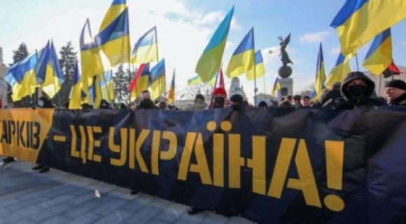 5 Hang Nghin Nguoi Ukraine Do Xuong Duong O Thanh Pho Sat Bien Gioi Nga