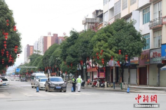 1 Trung Quoc Lui Thoi Diem Thong Quan 2 Cua Khau Giap Cao Bang