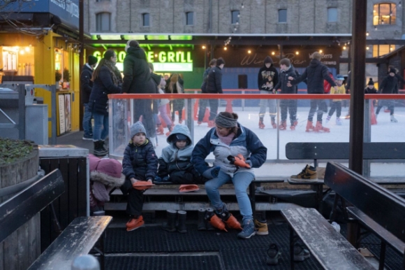 5 Cuoc Song O Quoc Gia Chau Au Dau Tien Do Bo Toan Bo Han Che Phong Covid 19