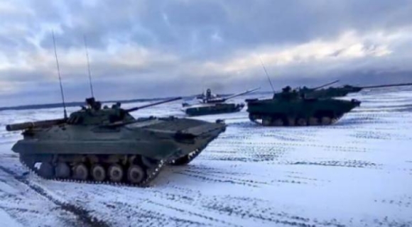 1 Nga Bat Dau So Tan Nhan Vien Ngoai Giao Khoi Ukraine