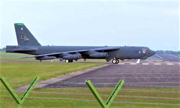 1 Doi Dau Voi Nga My Trien Khai Tiem Kich Co Kha Nang Hat Nhan Den Chau Au