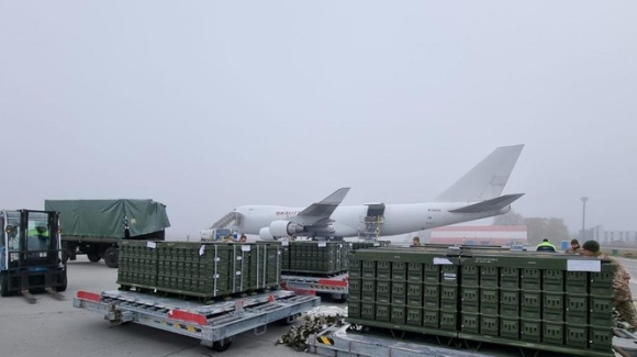 1 My Va Phuong Tay Dang Thoi Phong Ve Mot Cuoc Tan Cong Ukraine Cua Nga Sap Dien Ra