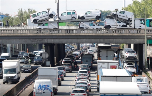 1 Paris Lap May Do Tieng On Tu Dong Chup Bien So Va Phat Xe Gay On Ao