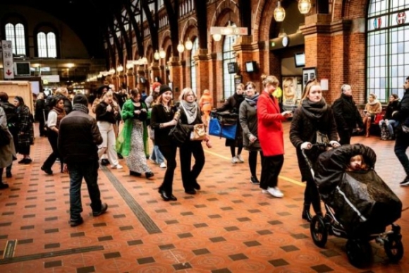 3 Cac Nuoc Chau Au Bat Dau Cham Dut Hoac Noi Long Xet Nghiem Covid 19