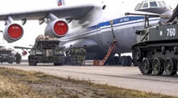 1 Nga Bat Ngo Rut Quan Khien Phuong Tay Bi Ho Nang Khi Du Bao Thoi Diem Ukraine Bi Tan Cong