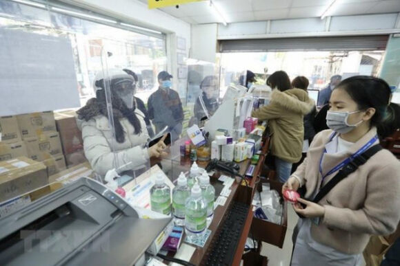 12 Hinh Anh Ngay Dau Ban Thuoc Molnupiravir Dieu Tri Covid 19