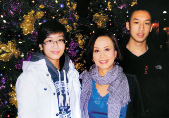 6 Tan Bi Kich Cua Nu Dien Vien Dinh Dam Vbiz  Chong Ngoai Tinh 1 Minh Nuoi Con Den Dot Quy