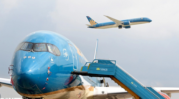 1 Chuyen Bay Dau Tien Giai Cuu Hon 280 Nguoi Viet Ha Canh Noi Bai Trua 83