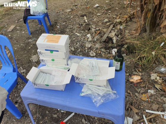 7 Bac Giang Kit Test Covid 19 Duoc Ban Nhu Hang Rong Ngay Cong Tram Y Te