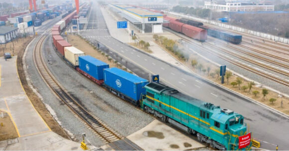 2 Hang Khong Duong Sat Thiet Hai Nang Vi Cac Bien Phap Trung Phat Nga