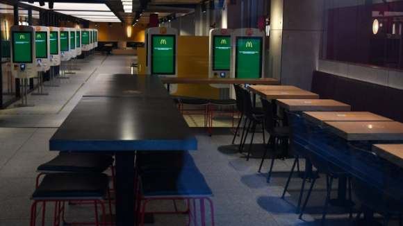 1 Ai Se The Chan Mcdonalds O Nga