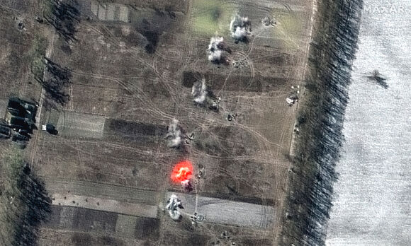 1 Ve Tinh Chup Khoanh Khac Phao Binh Nga Khai Hoa Gan Kiev