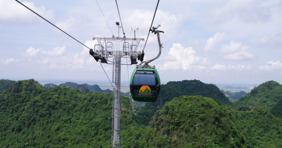 1 Chi Ngan Ti Xay Cap Treo Noi Ba Khu Tam Linh Chua Huong   Chua Tien   Chua Tam Chuc