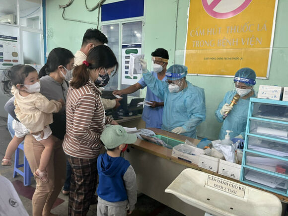 1 Nhieu F0 Ra Duong Nay Quy Dinh Khong Cho Duoc Khong