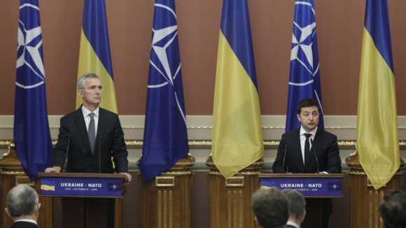 1 Tong Thong Ukraine Nguyen Tac Phong Thu Tap The Cua Nato Chua Bao Gio Yeu Duoi Den Vay