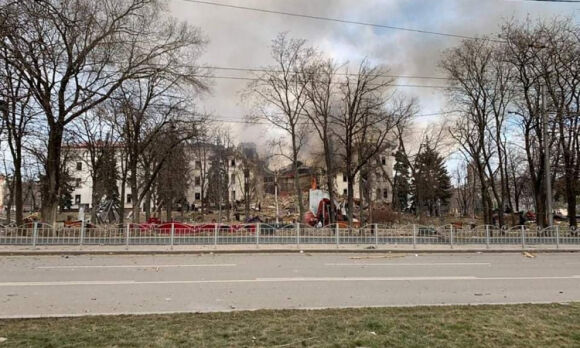 1 Luc Luong Nga Tien Vao Trung Tam Mariupol