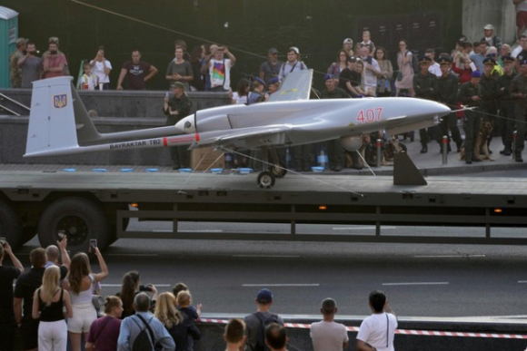 2 Drone Gia Re Cua Tho Nhi Ky Ghi Diem Tren Chien Truong Ukraine Va Tren Mang Xa Hoi