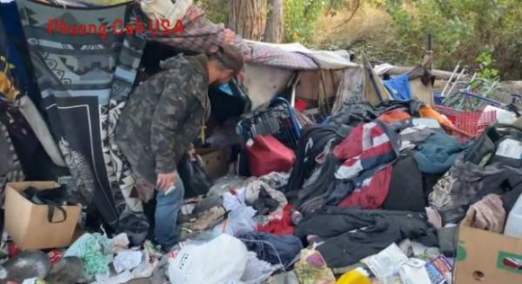 2 Xem Youtube Ve Nguoi Vo Gia Cu O My Nguoi Phu Nu Giat Minh Thay Em Trai That Lac 30 Nam