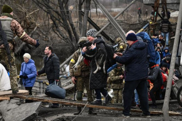 1 Quan Doi Nga Keu Goi Cac Tay Sung Dan Toc Chu Nghia Ukraine Ha Vu Khi Va Roi Mariupol