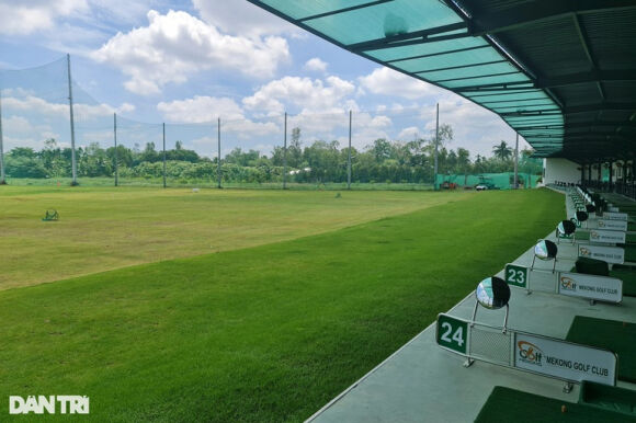 1 Tuyt Coi San Tap Golf Chua Co Phep Van Hoat Dong Ram Ro