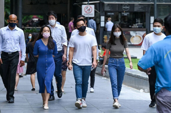 1 Singapore Khong Con Bat Buoc Deo Khau Trang Khi Ra Duong