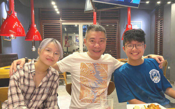 5 Con Gai Dau Cua Cong Ly Gay Bat Ngo Khi Noi Ve Mc Thao Van Va Em Trai