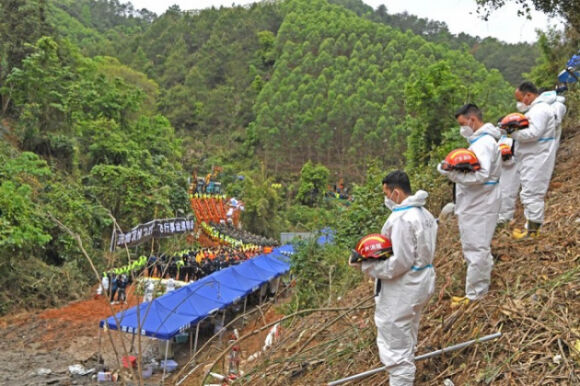 1 Xet Nghiem Adn Nhan Dang Toan Bo 132 Nan Nhan Vu Roi May Bay O Trung Quoc
