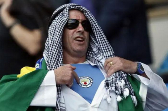 2 Abramovich Bi Ep Ban Chelsea Tiep Theo Se La Ong Chu Cua Man City Va Newcastle