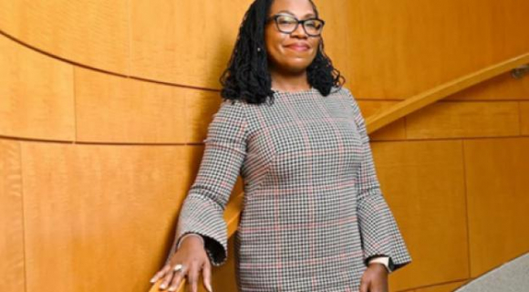 1 Nu Tham Phan Mo Chuong Moi Cua Toa An Toi Cao My