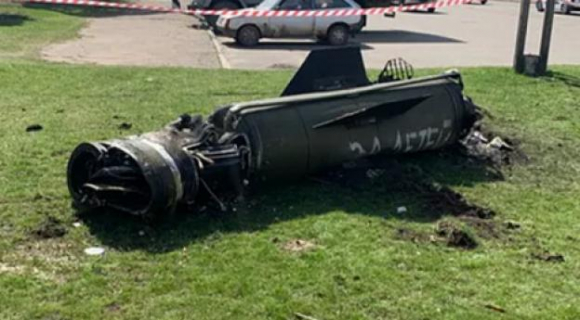 2 Ga Tau Ukraine Bi Oanh Kich Hon 30 Nguoi Chet