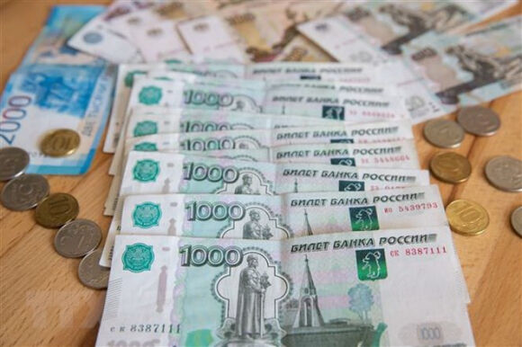 1 Nga Tang Quy Du Phong Len 273 Ty Ruble