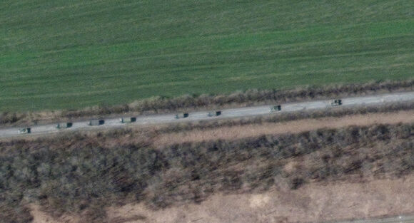 4 Hinh Anh Doan Xe Quan Su Dai 13km Cua Nga Di Chuyen O Phia Dong Ukraine