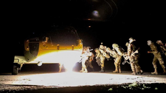 1 Tho Nhi Ky Dieu Phi Co Uav Mo Chien Dich Quan Su O Iraq