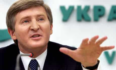 2 Nguoi Giau Nhat Ukraine The Xay Dung Lai Mariupol Bi Bao Vay