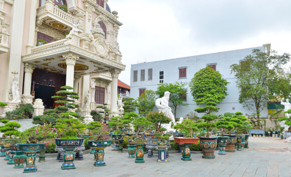 4 Ve Lang Ty Phu O Nam Dinh Ngam Nhung Toa Lau Dai Moc San Sat Nghe Chuyen Con Trai Xay Dinh Thu Tang Bo Me