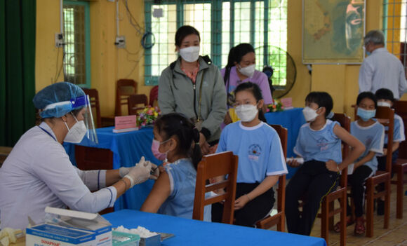 2 Hang Ngan Tre Em 5 Den Duoi 12 Tuoi O Mien Tay Duoc Tiem Ngua Covid 19