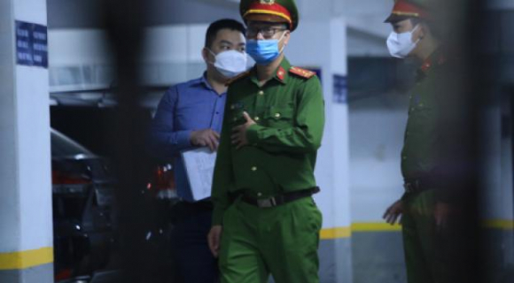 1 Bat Tong Giam Doc Cong Ty Co Phan Chung Khoan Tri Viet Do Duc Nam