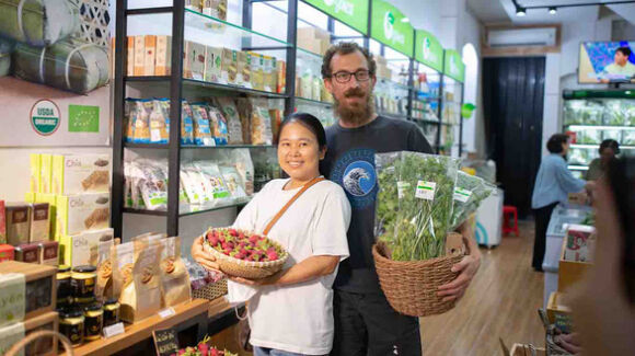 1 Anh Tay Me Lam Nong Nghiep Huu Co Viet