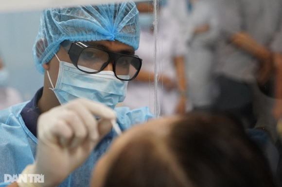 1 Ha Noi Ghi Nhan Them 941 Ca Covid 19 Trong 24 Gio Qua