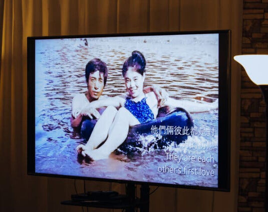 8 Cap Vo Chong Goc A Thuc Hien Giac Mo My Chi An Com Voi Trung Moi Ngay Chat Chiu Cho Con Chau Roi Gap Con Ac Mong Hoi Han Ca Doi