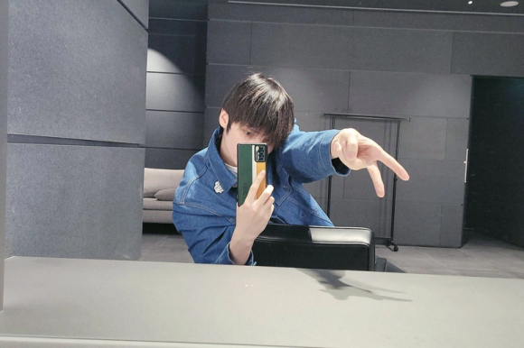 3 Gyaru Peace Trao Luu Chup Anh Gay Sot Cong Dong Mang