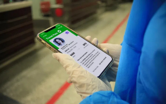 1 Ho Chieu Vaccine Chia Khoa Mo Cua Phuc Hoi