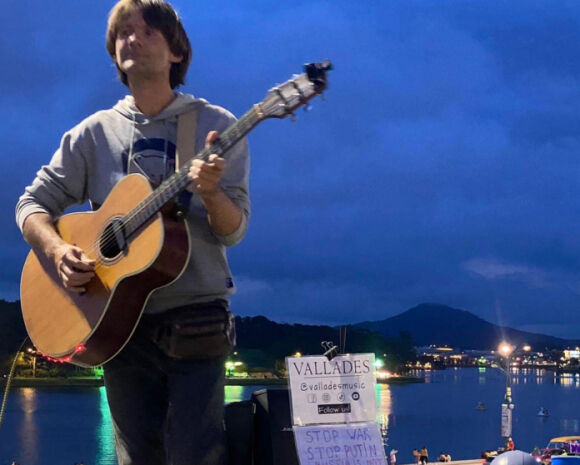 1 Thong Tin Ca Si Nguoi Nga Bi Bat Tai Da Lat Vi Phan Doi Cuoc Chien O Ukraine La Sai Su That