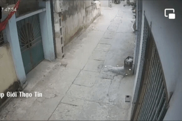 9 Dong Phuong Tien Un Un Do Ve Ha Noi Sau Ky Nghi Le Tre Con Met Nhoai Theo Cha Me Nhich Tung Met De Vao Noi Do