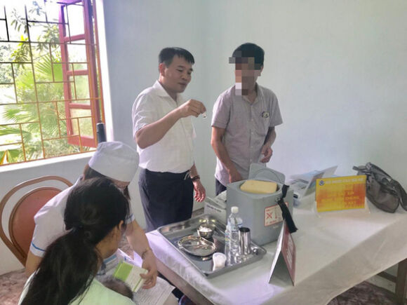 1 Giam Doc Cdc Ha Giang Va Hai Cap Duoi Thua Nhan Cam 770 Trieu Dong Lot Tay Cua Viet A