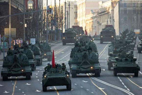 2 Khi Tai Quan Su Nga Dien Tap Le Duyet Binh Mung Ngay Chien Thang