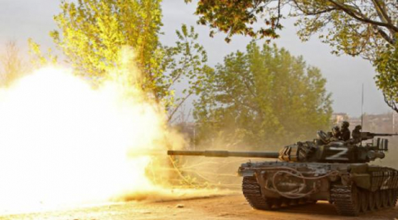 1 Chien Su Trua 65 Lhq Ung Cuu Dan Thuong Khoi Mariupol Belarus Noi Xung Dot Keo Dai